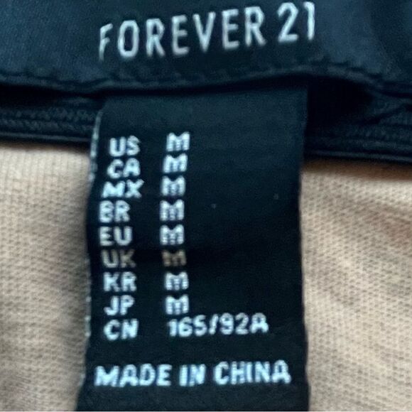Forever 21 Black Strapless Dress   Size M   NWT - Picture 5 of 5